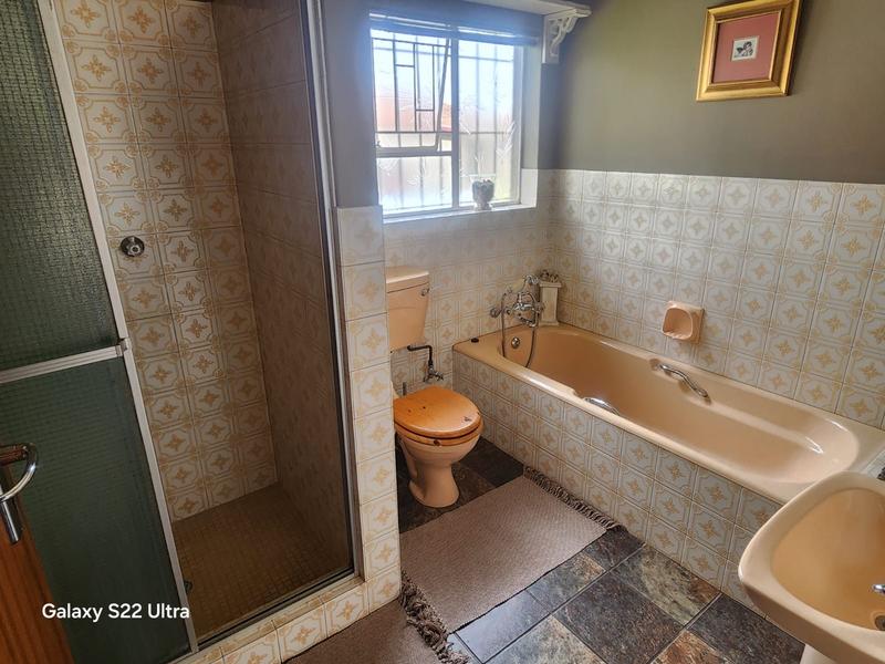 4 Bedroom Property for Sale in Gardenvale A H Gauteng
