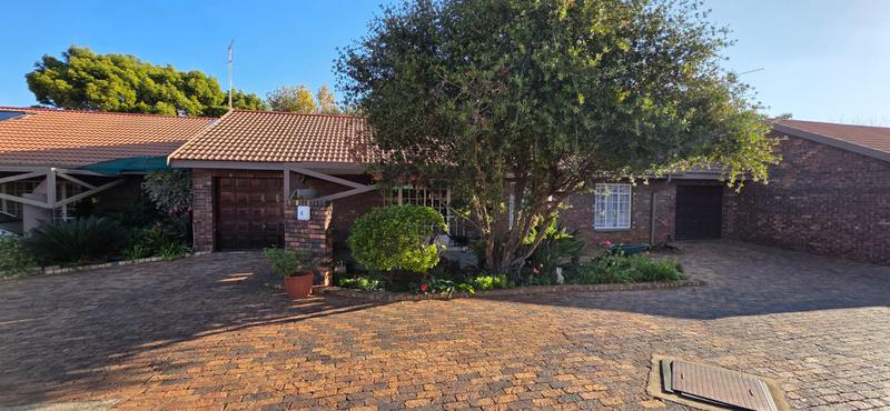 2 Bedroom Property for Sale in Golf Park Gauteng