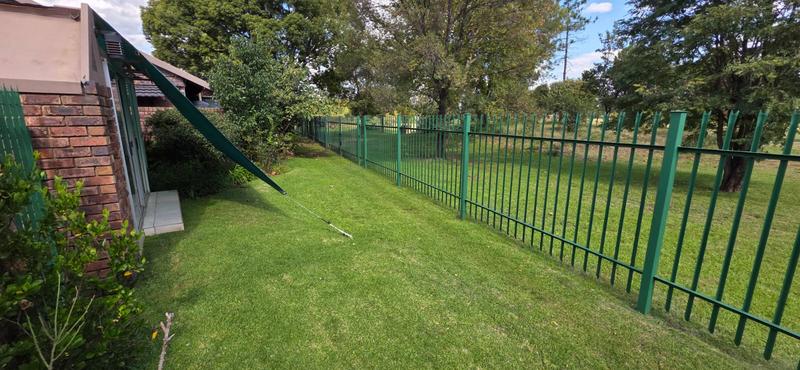 2 Bedroom Property for Sale in Golf Park Gauteng