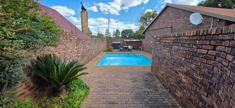 2 Bedroom Property for Sale in Golf Park Gauteng