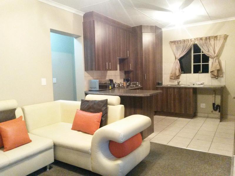 To Let 2 Bedroom Property for Rent in North Riding Gauteng