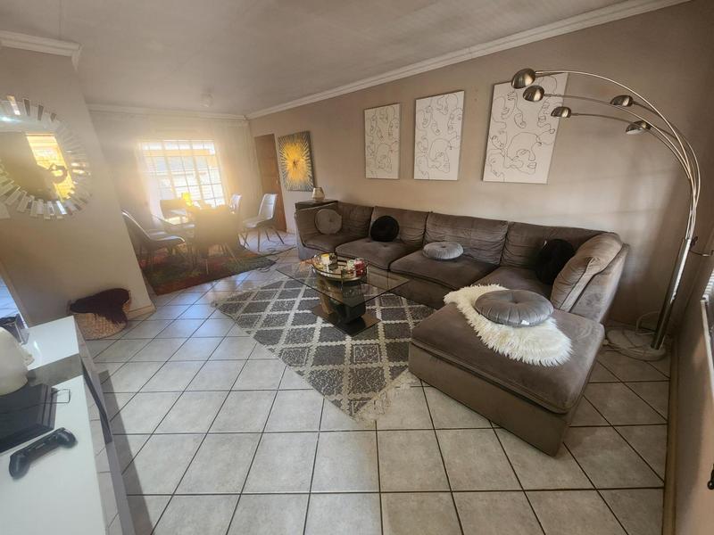 3 Bedroom Property for Sale in Moreleta Park Gauteng
