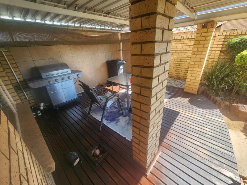 3 Bedroom Property for Sale in Moreleta Park Gauteng