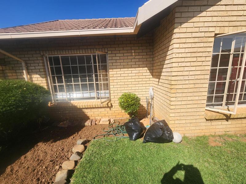 3 Bedroom Property for Sale in Moreleta Park Gauteng