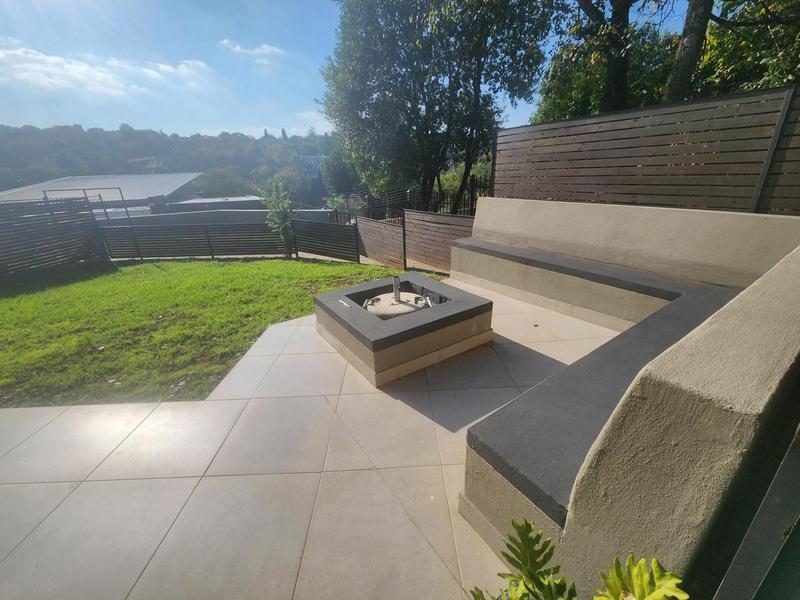 2 Bedroom Property for Sale in Waterkloof Ridge Gauteng