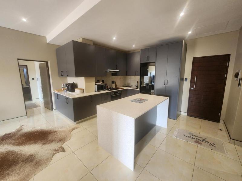 2 Bedroom Property for Sale in Waterkloof Ridge Gauteng