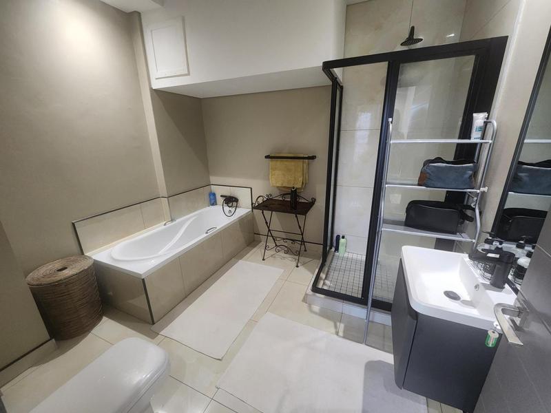 2 Bedroom Property for Sale in Waterkloof Ridge Gauteng