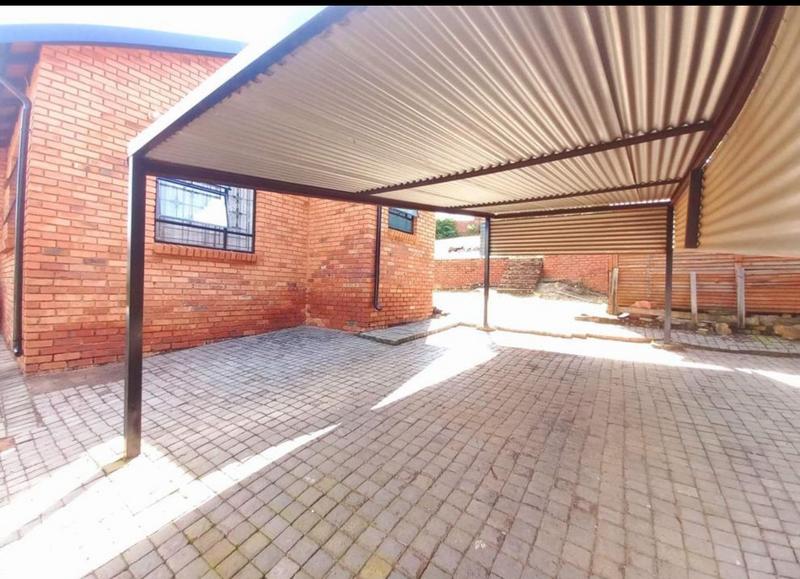 3 Bedroom Property for Sale in Danville Ext 5 Gauteng