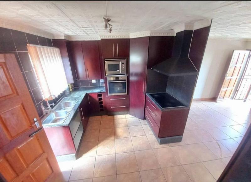 3 Bedroom Property for Sale in Danville Ext 5 Gauteng