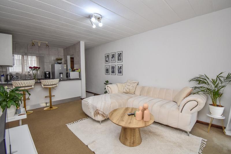 1 Bedroom Property for Sale in Morningside Gauteng