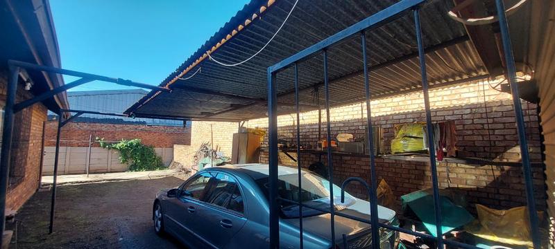 3 Bedroom Property for Sale in Laudium Gauteng