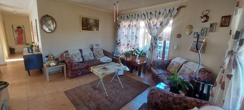 3 Bedroom Property for Sale in Laudium Gauteng