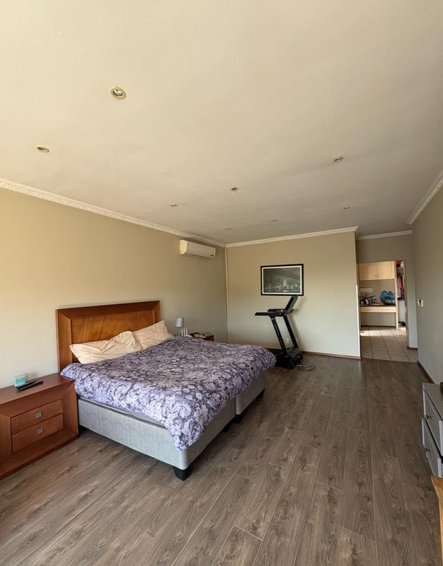 4 Bedroom Property for Sale in Glenhazel Gauteng