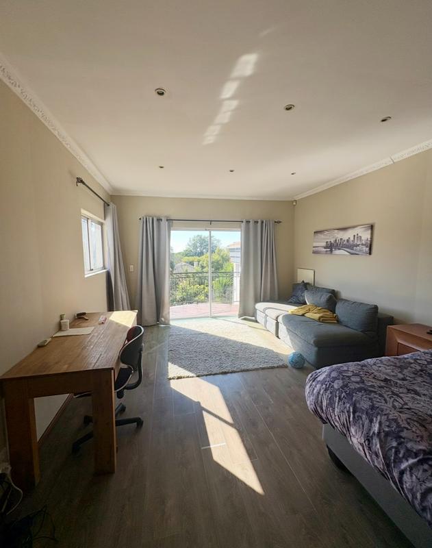 4 Bedroom Property for Sale in Glenhazel Gauteng