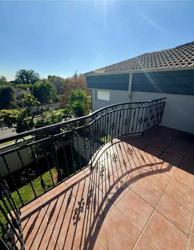 4 Bedroom Property for Sale in Glenhazel Gauteng