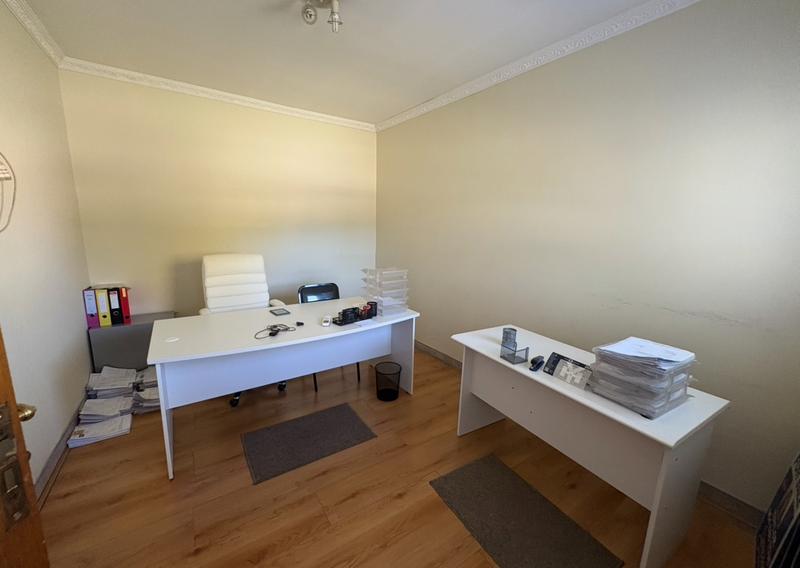 4 Bedroom Property for Sale in Glenhazel Gauteng