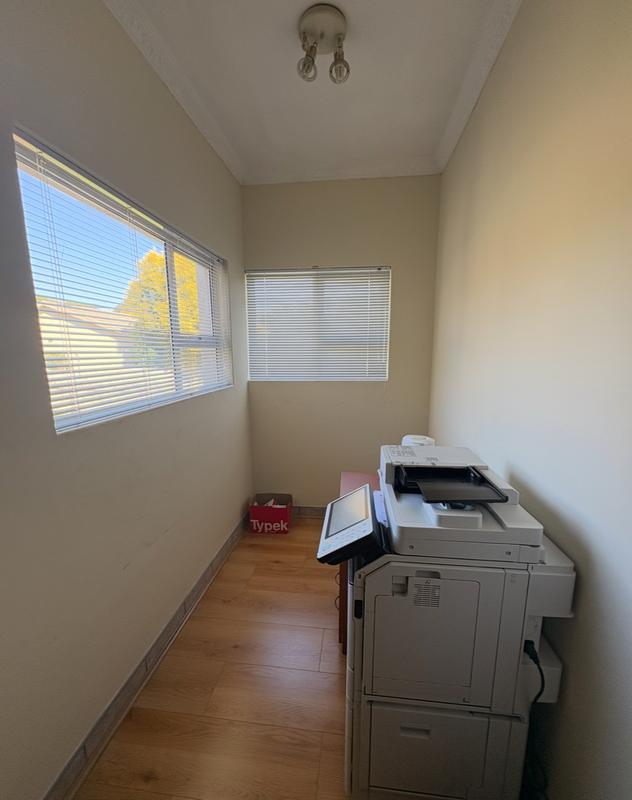 4 Bedroom Property for Sale in Glenhazel Gauteng