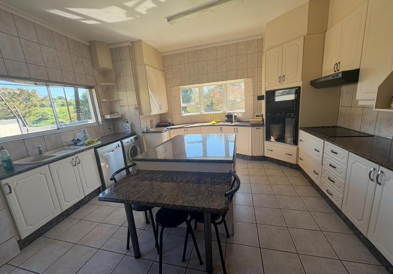 4 Bedroom Property for Sale in Glenhazel Gauteng