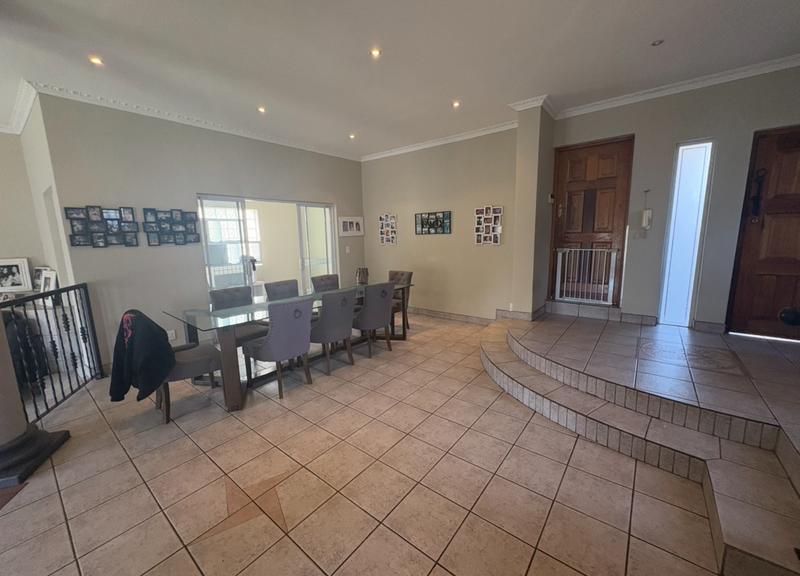 4 Bedroom Property for Sale in Glenhazel Gauteng