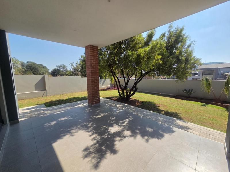 To Let 3 Bedroom Property for Rent in Eldoraigne Gauteng
