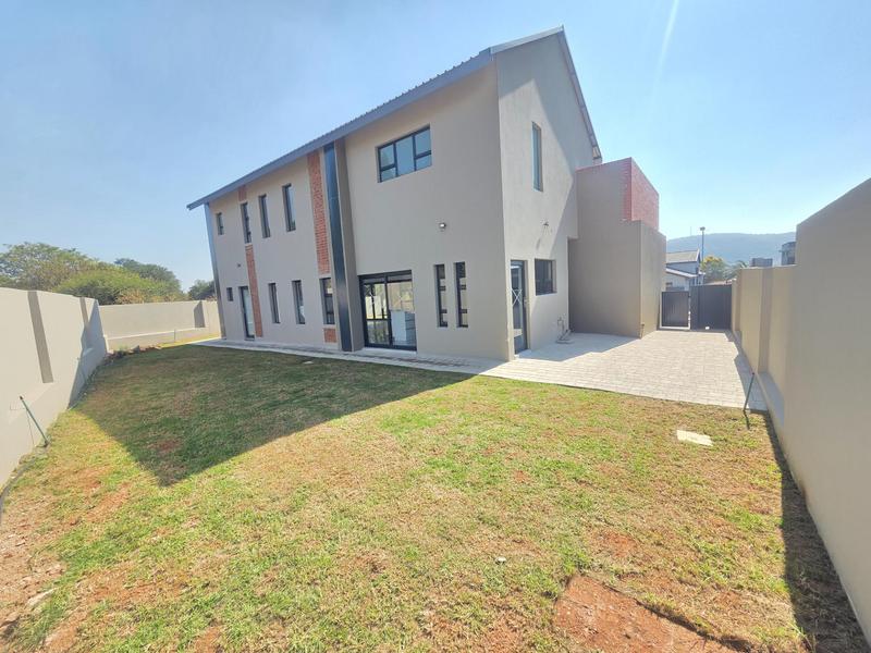 To Let 3 Bedroom Property for Rent in Eldoraigne Gauteng