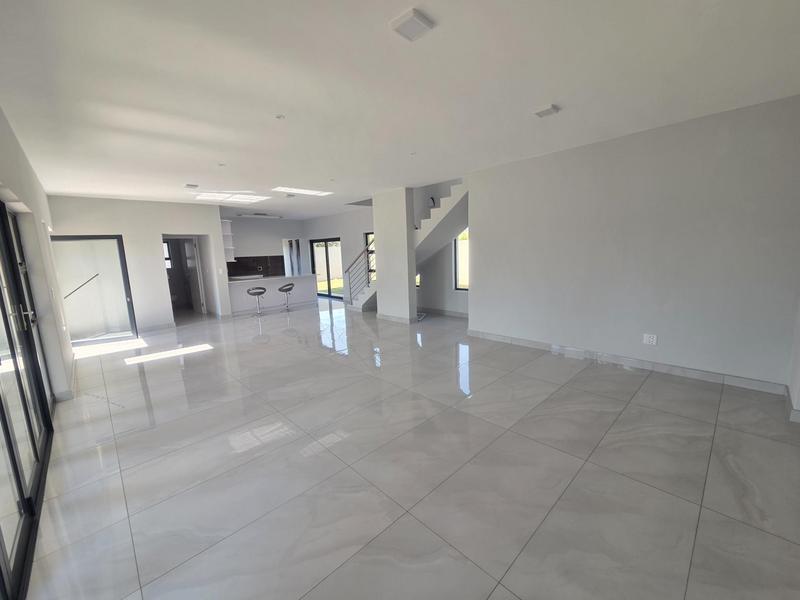To Let 3 Bedroom Property for Rent in Eldoraigne Gauteng