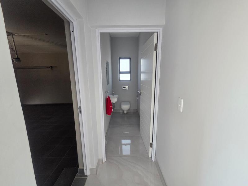 To Let 3 Bedroom Property for Rent in Eldoraigne Gauteng