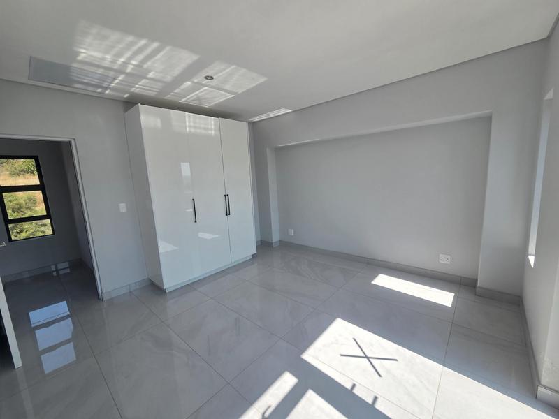 To Let 3 Bedroom Property for Rent in Eldoraigne Gauteng