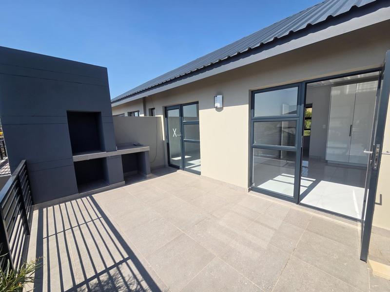 To Let 3 Bedroom Property for Rent in Eldoraigne Gauteng