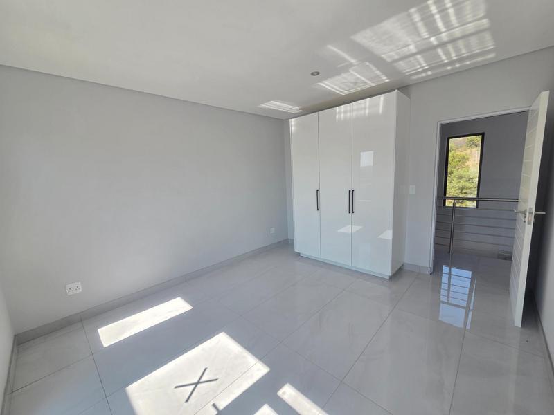 To Let 3 Bedroom Property for Rent in Eldoraigne Gauteng