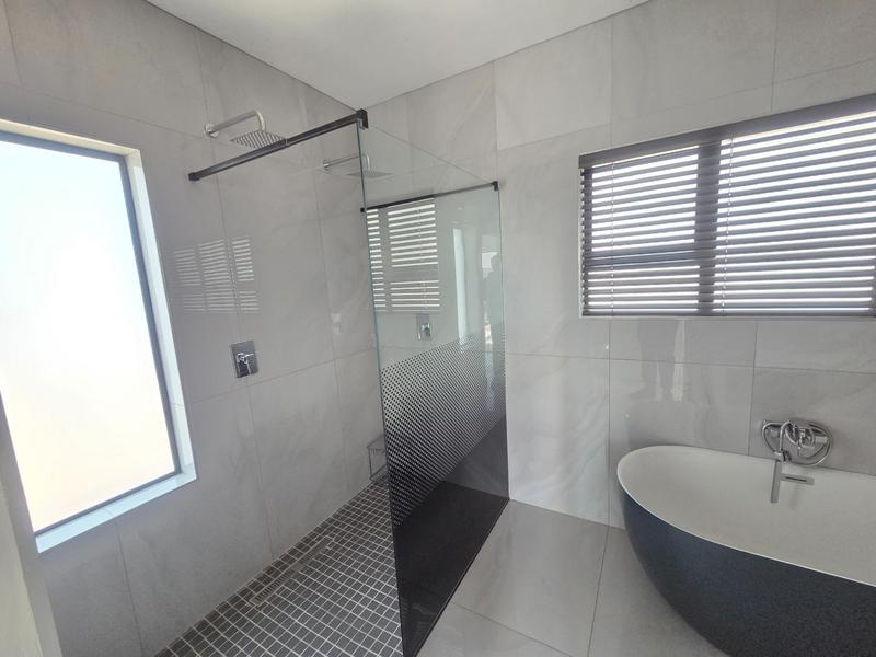To Let 3 Bedroom Property for Rent in Eldoraigne Gauteng