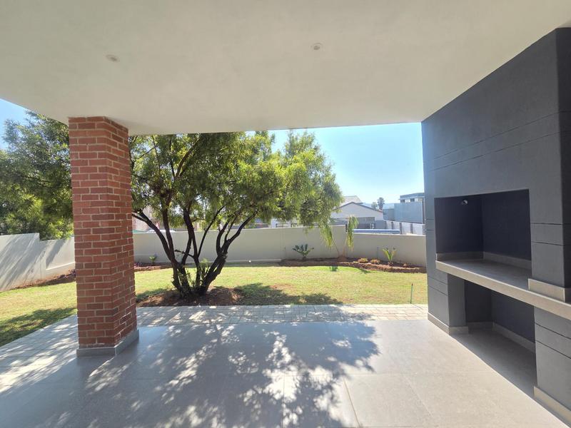 To Let 3 Bedroom Property for Rent in Eldoraigne Gauteng