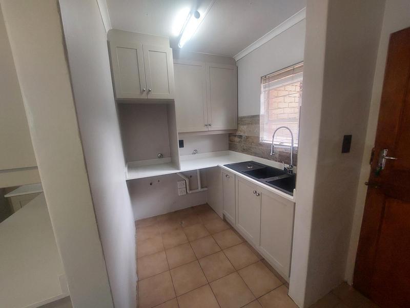 To Let 3 Bedroom Property for Rent in Eldoraigne Gauteng