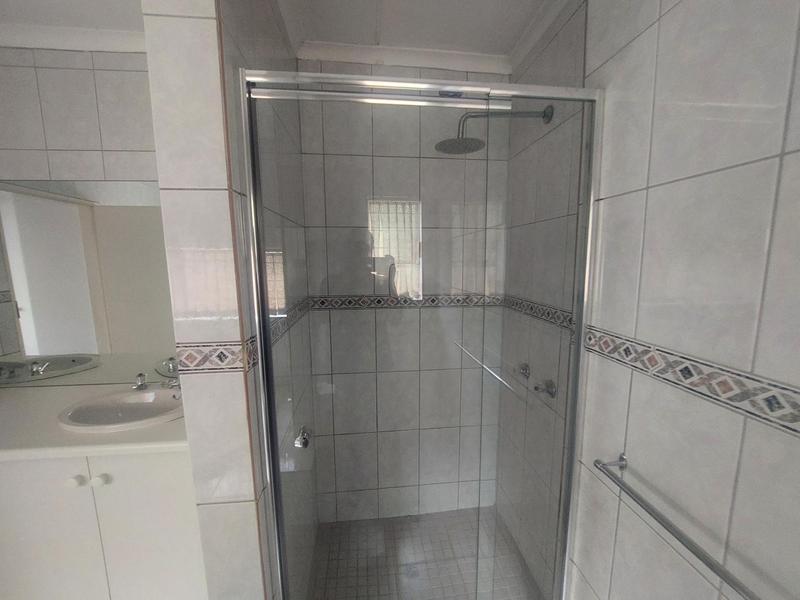 To Let 3 Bedroom Property for Rent in Eldoraigne Gauteng