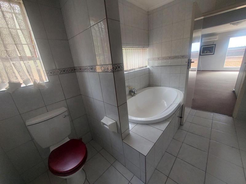 To Let 3 Bedroom Property for Rent in Eldoraigne Gauteng