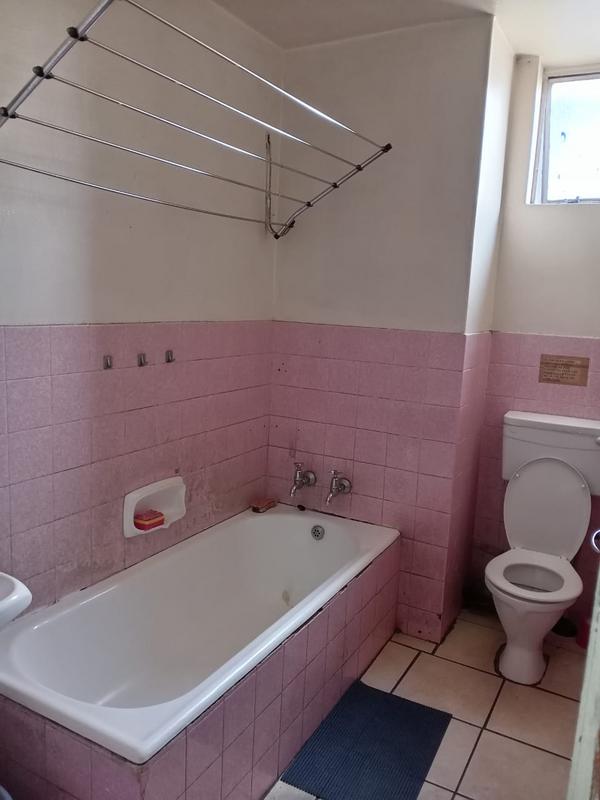 2 Bedroom Property for Sale in Sunnyside Gauteng