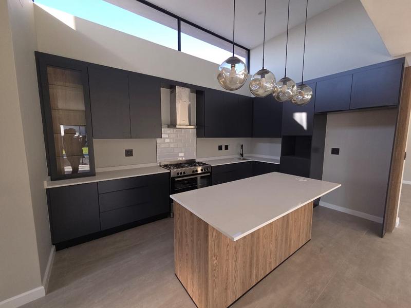4 Bedroom Property for Sale in Midstream Estate Gauteng