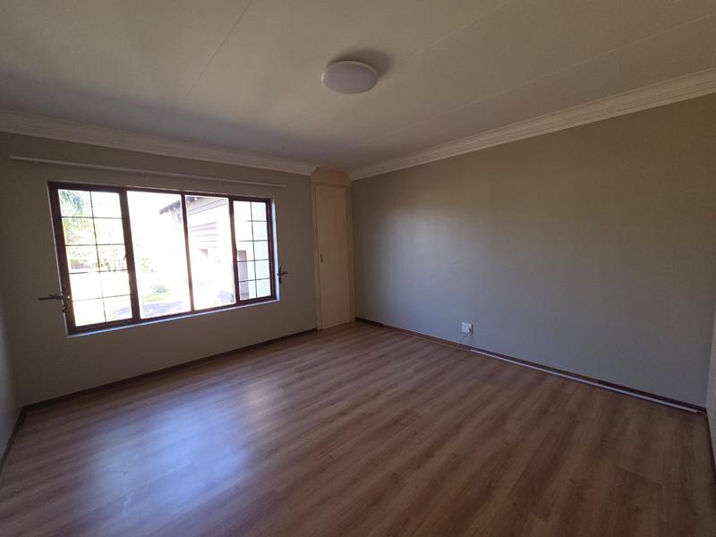 6 Bedroom Property for Sale in Midstream Estate Gauteng
