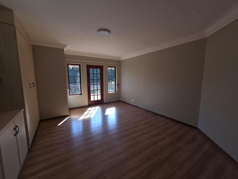 6 Bedroom Property for Sale in Midstream Estate Gauteng