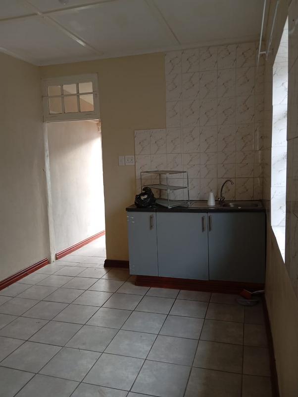 To Let 1 Bedroom Property for Rent in South Hills Gauteng