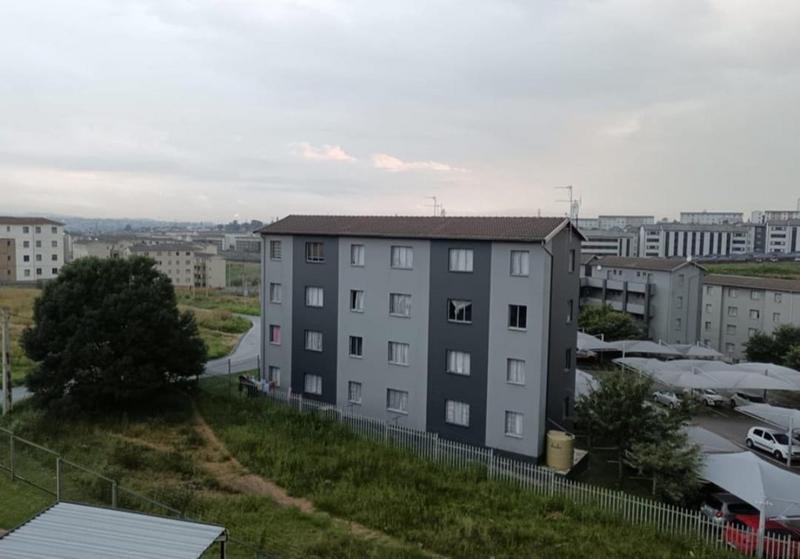 2 Bedroom Property for Sale in Fleurhof Gauteng