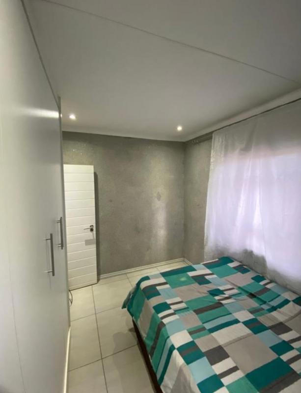 2 Bedroom Property for Sale in Fleurhof Gauteng