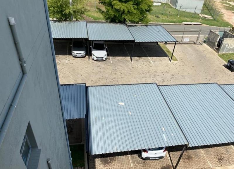 2 Bedroom Property for Sale in Fleurhof Gauteng