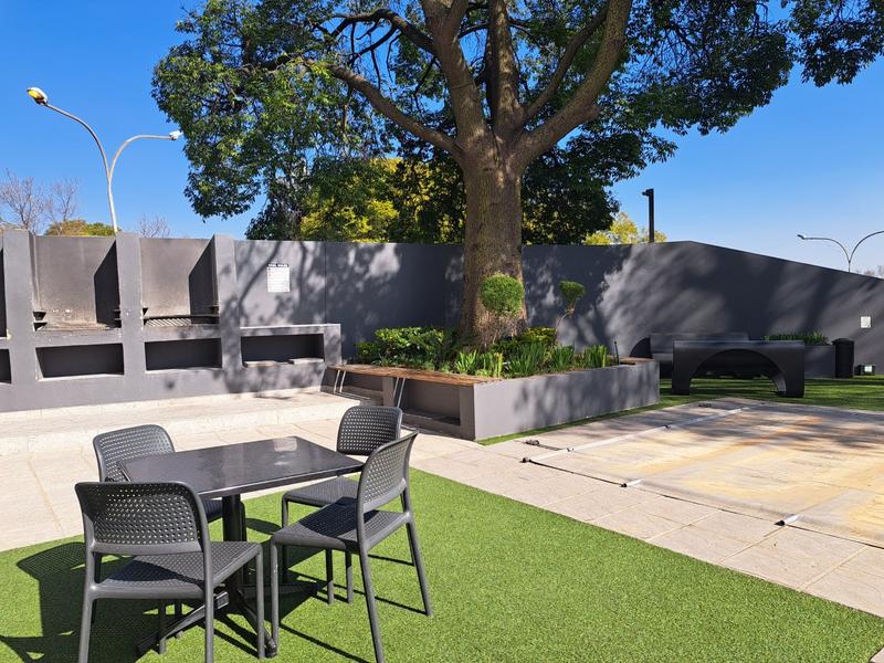 To Let 1 Bedroom Property for Rent in Rosebank Gauteng