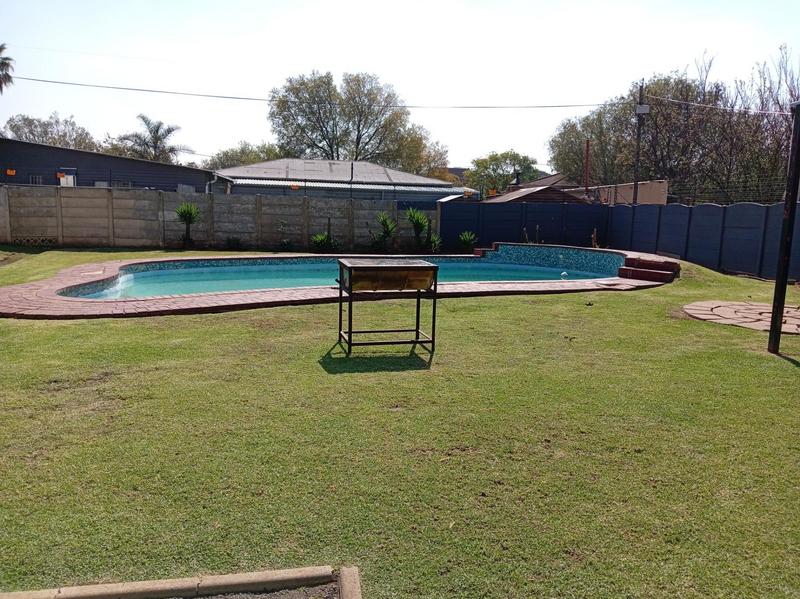 3 Bedroom Property for Sale in Dalview Gauteng