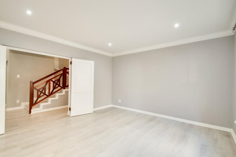 To Let 4 Bedroom Property for Rent in Bryanston Gauteng