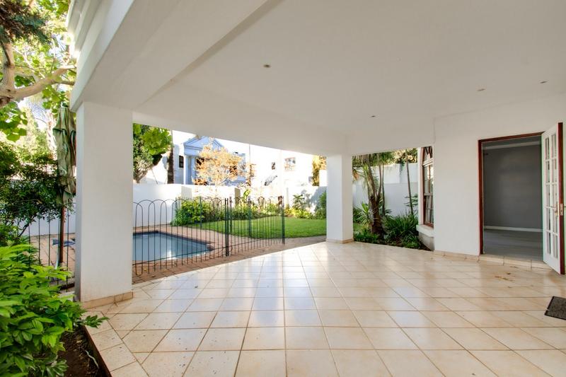 To Let 4 Bedroom Property for Rent in Bryanston Gauteng