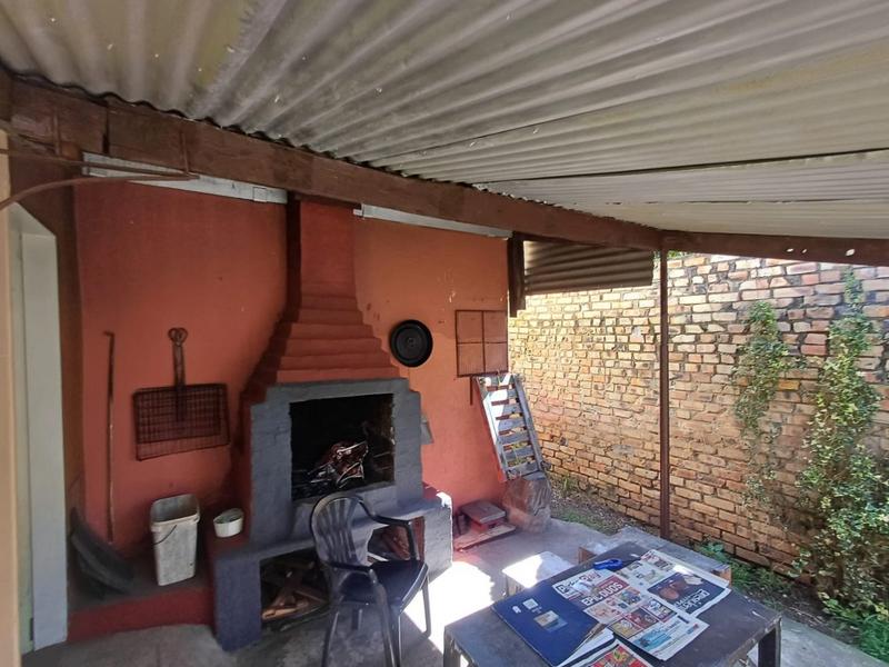 4 Bedroom Property for Sale in Roodepoort West Gauteng