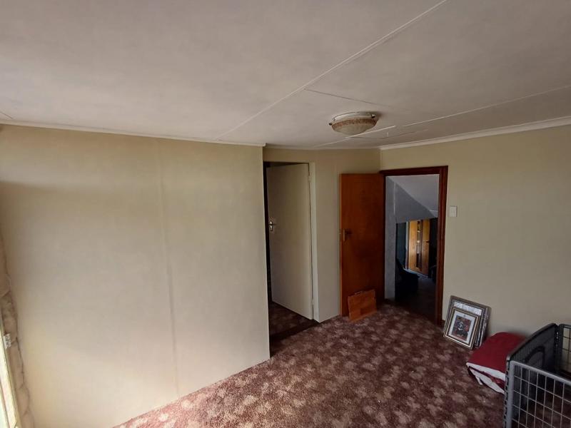 4 Bedroom Property for Sale in Roodepoort West Gauteng