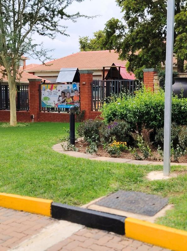 To Let 2 Bedroom Property for Rent in Greenstone Hill Gauteng